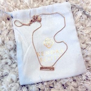 Kendra Scott necklace